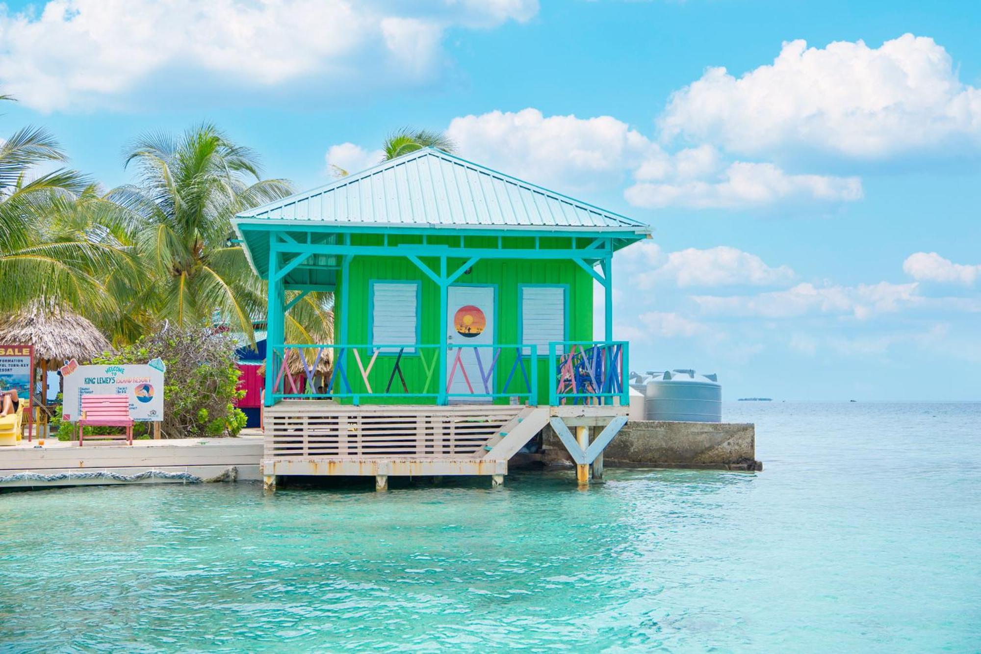King Lewey'S Island Resort Placencia Esterno foto