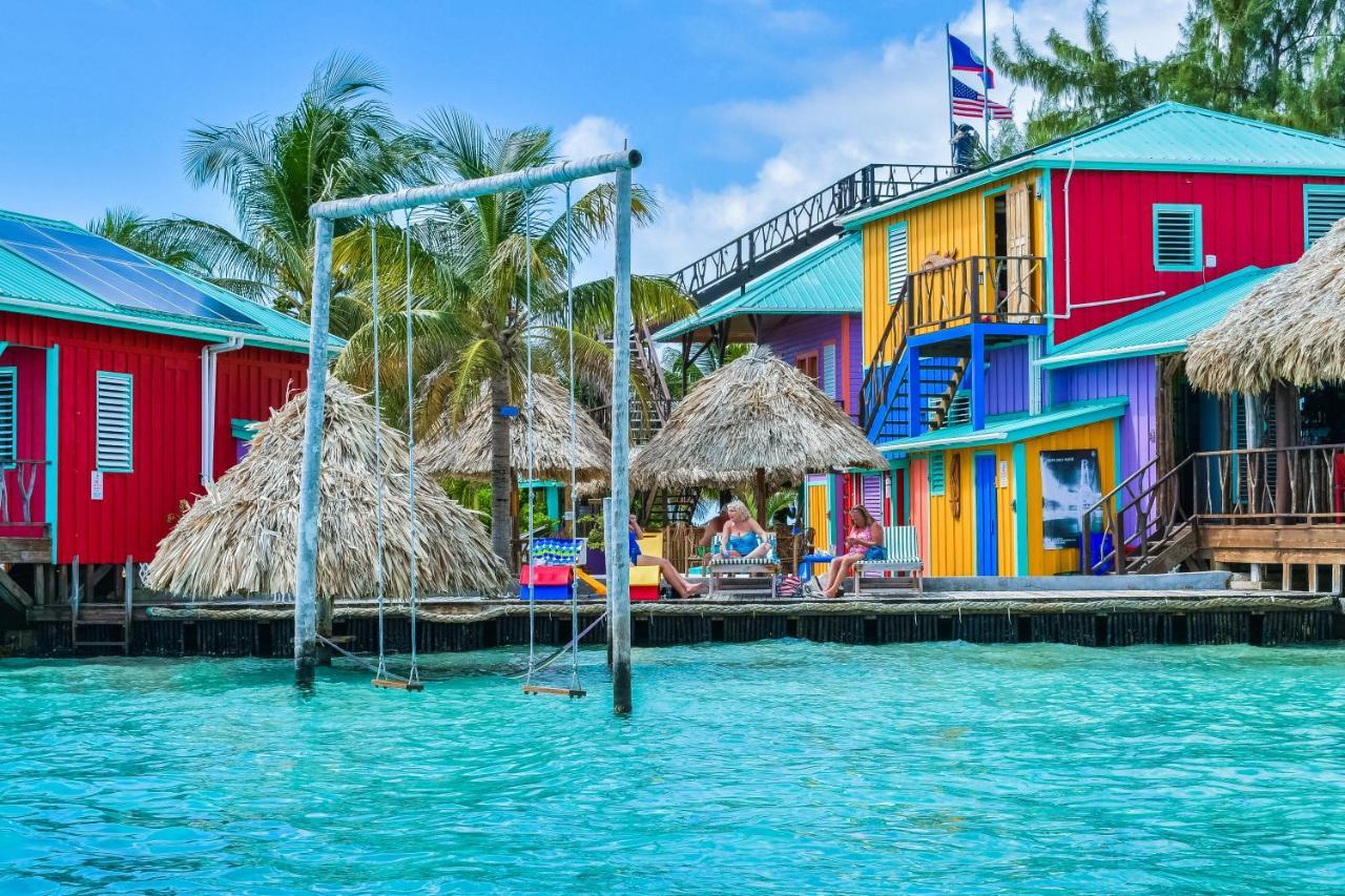 King Lewey'S Island Resort Placencia Esterno foto